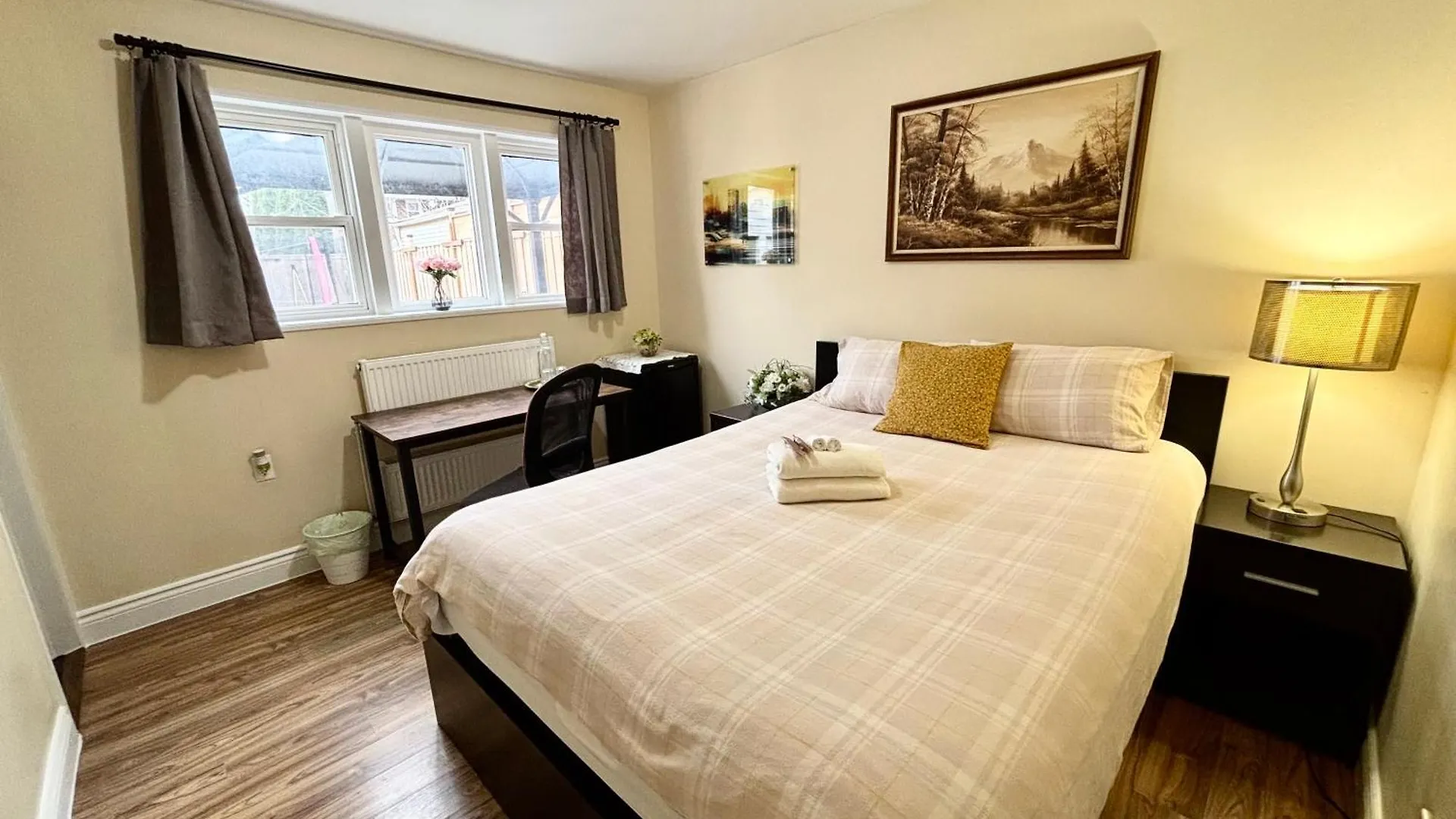 Bright&Modern Space Perfect For Couple And Family Step To Public Transit In トロント 0*,